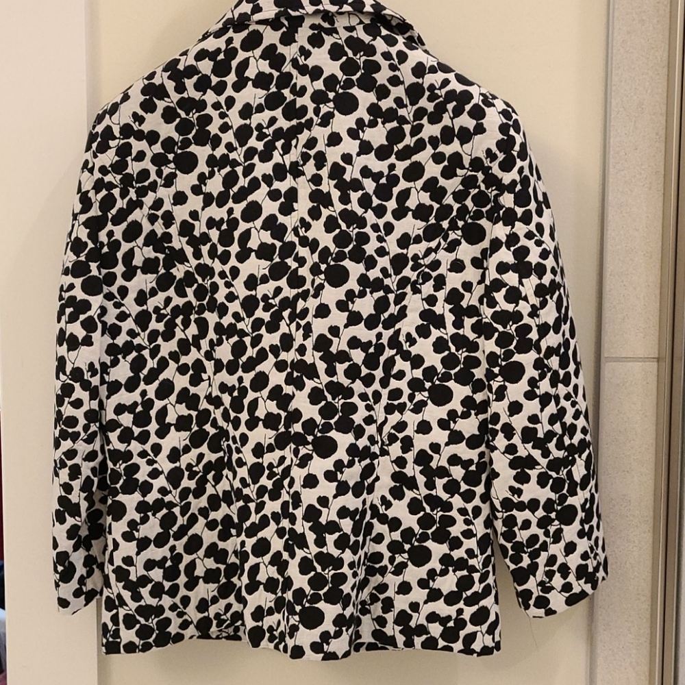 Jacket - Picture 2 of 4